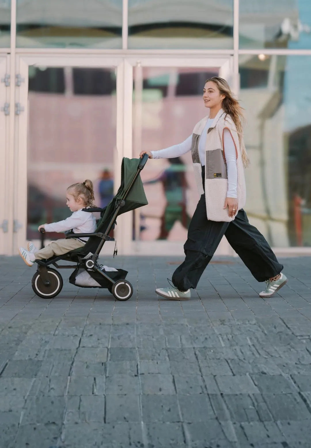 Top 10 Pushchair Organisers for Round, Flat, and Adjustable Handlebars, with Measurement Guide