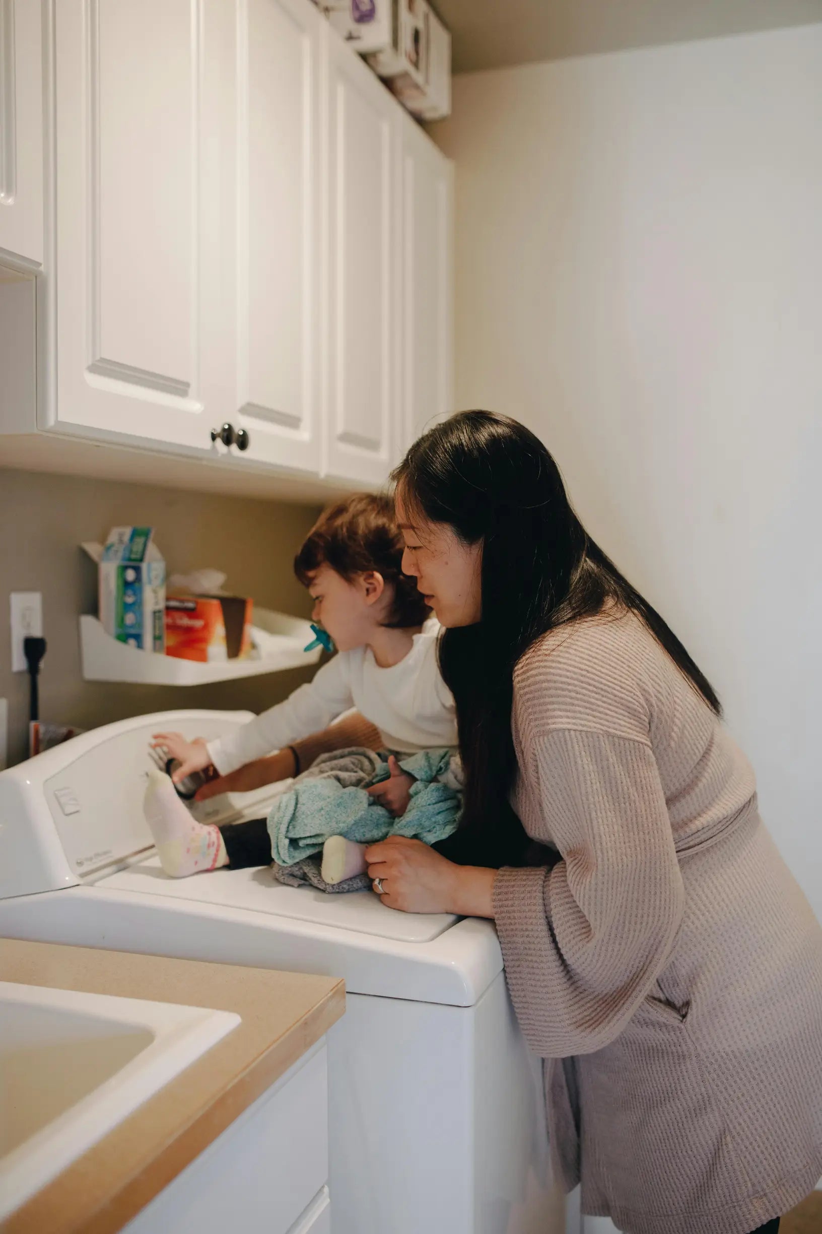 3 Safe Cleaning Methods for Plastic, Fabric, and Foam Pushchair Accessories