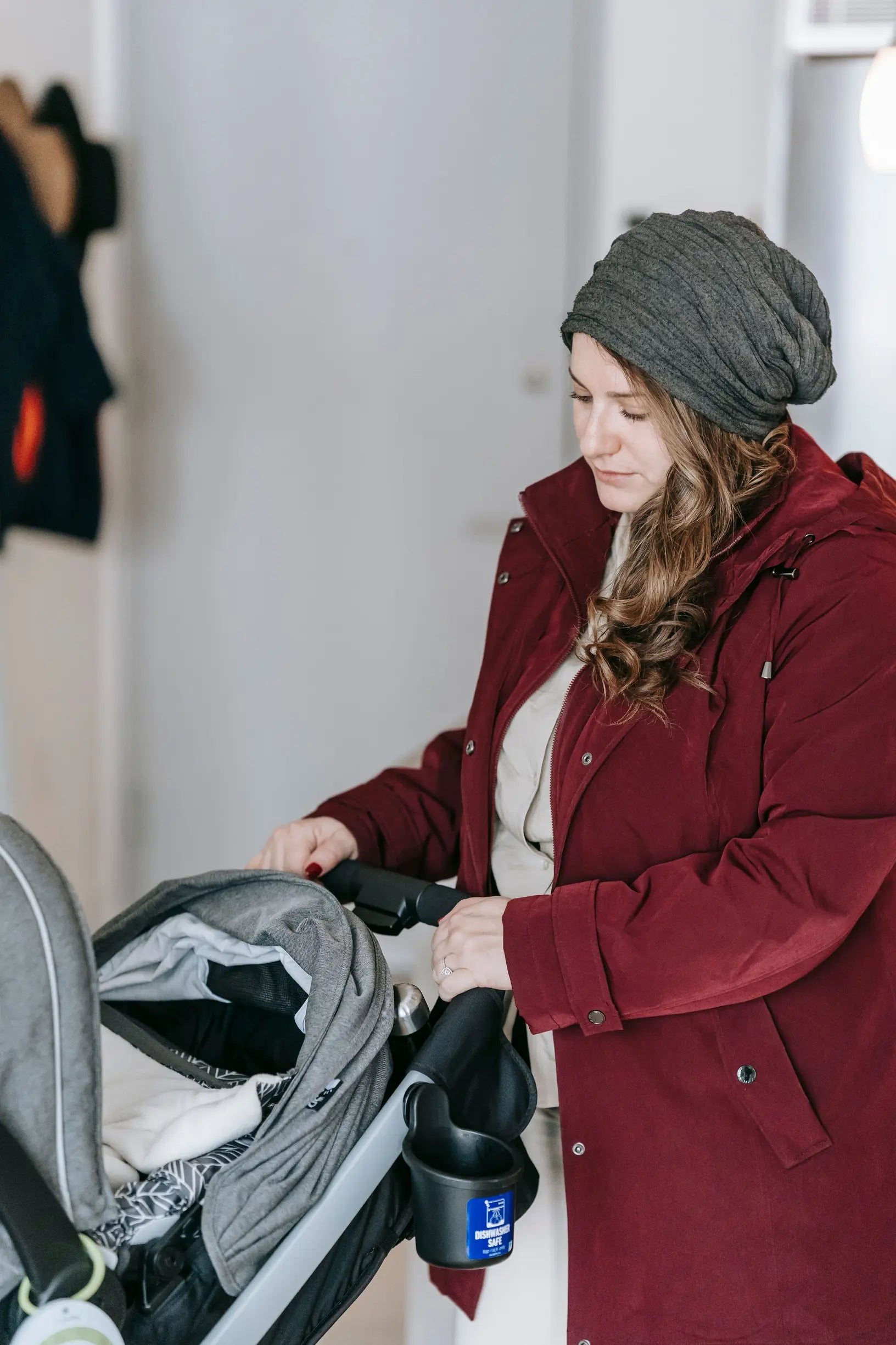 Which three quick checks confirm a pushchair attachment is secure?