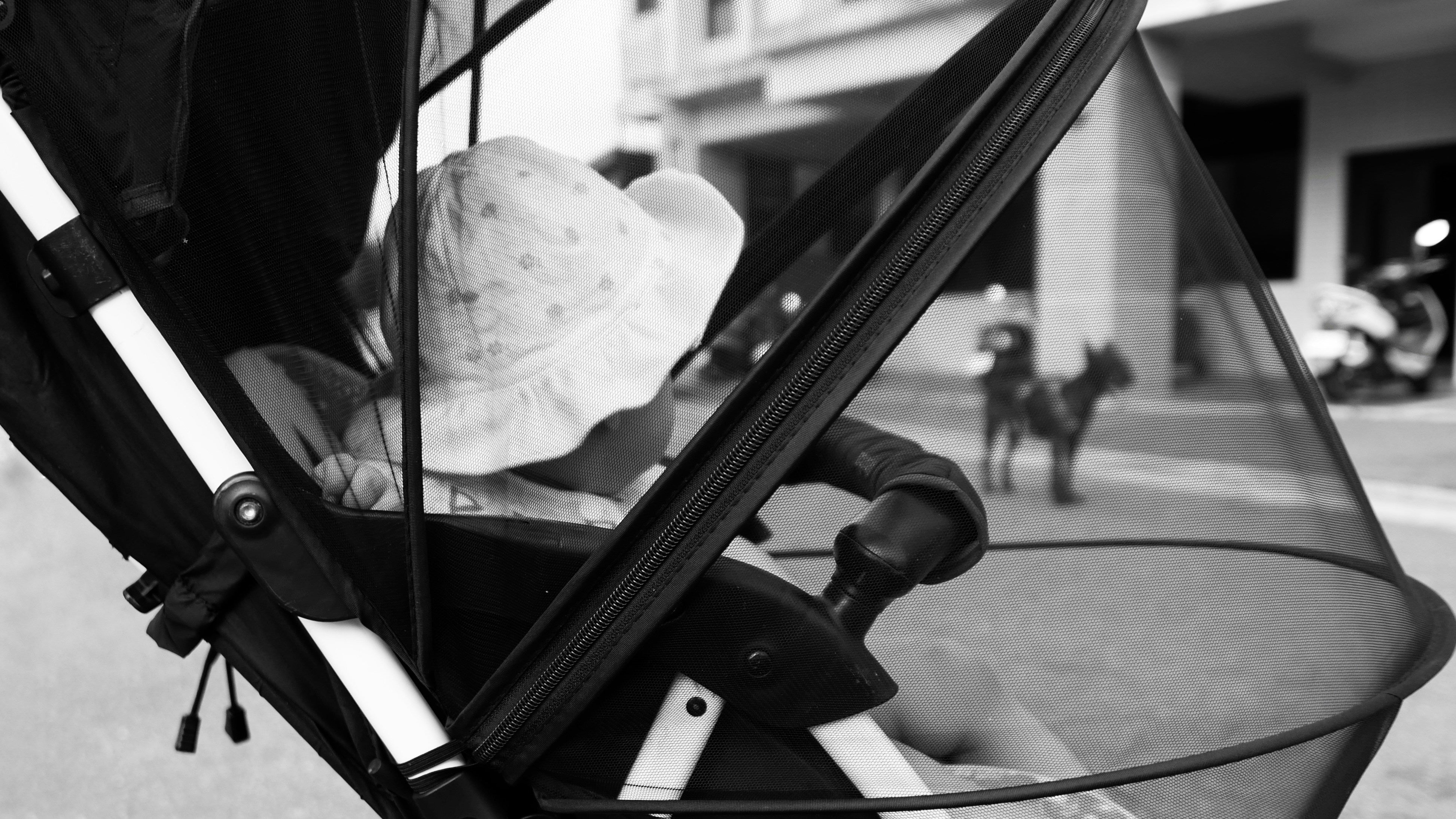 How to fit side-access rain covers to tricycles and pushchairs